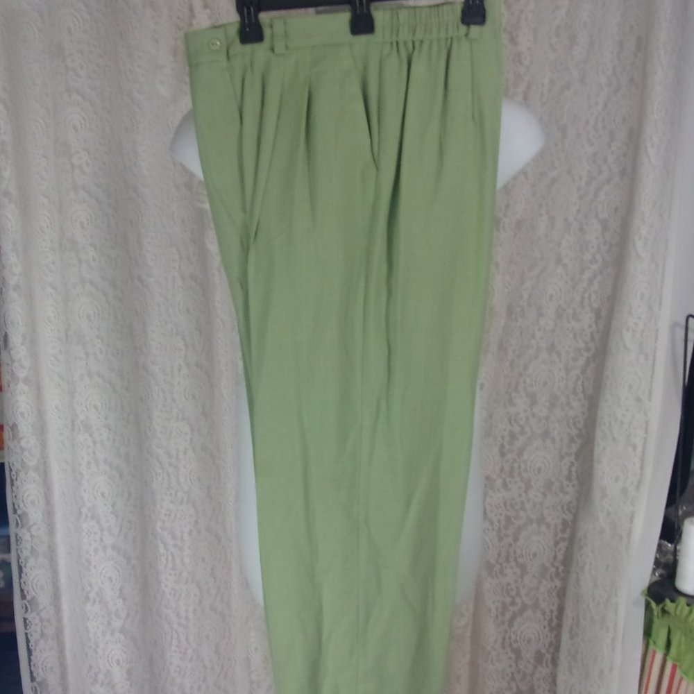 Requirements Apple Green Pants Slacks  Size 12